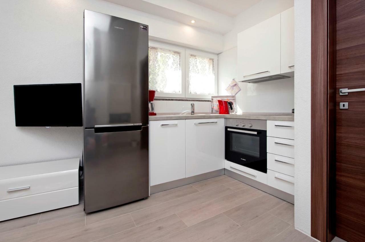 Apartment Anastasia Rovinj Exteriör bild