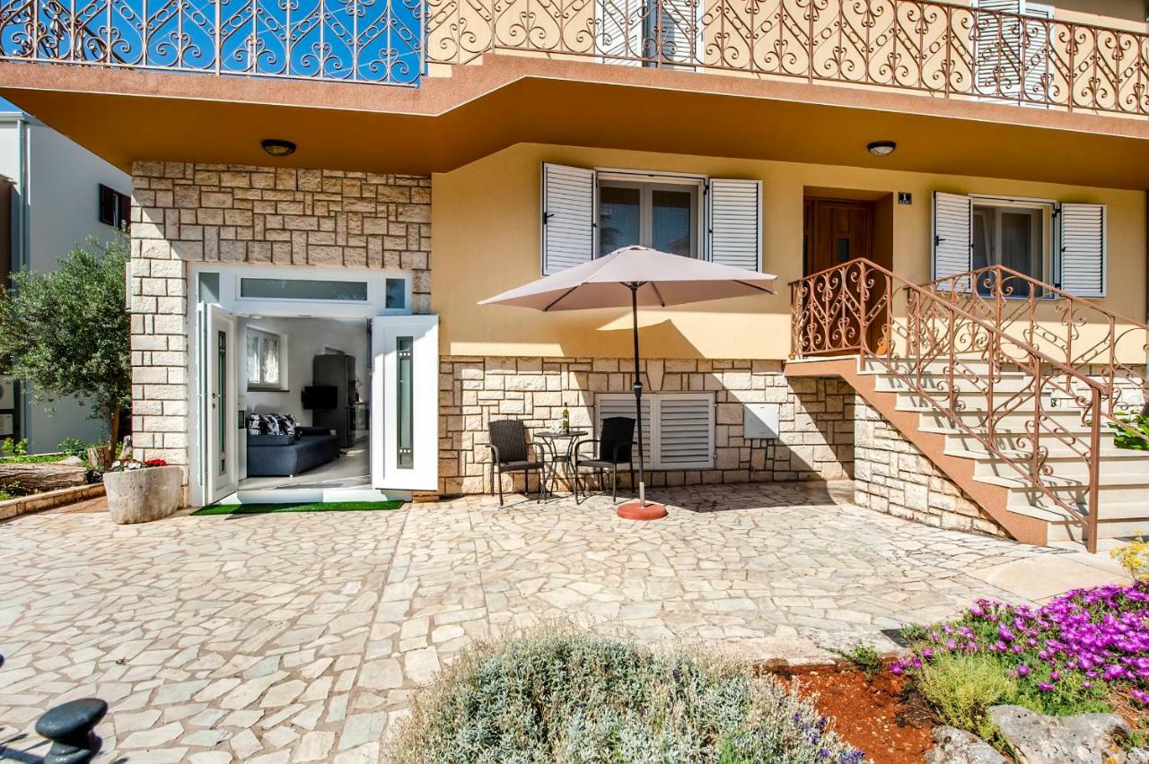 Apartment Anastasia Rovinj Exteriör bild